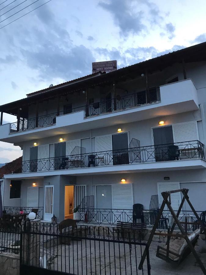 Rena Apartments Asproválta Eksteriør billede