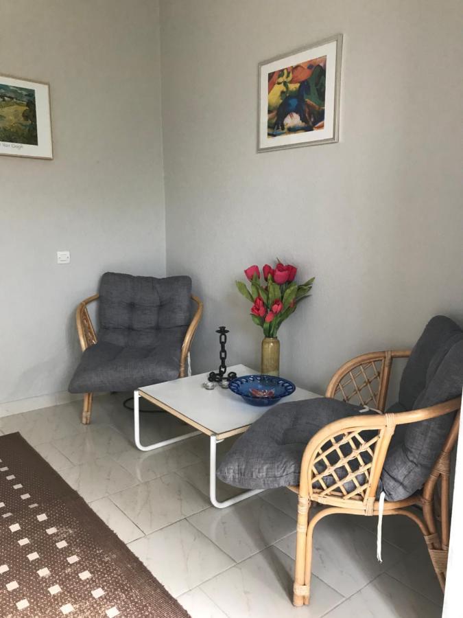 Rena Apartments Asproválta Eksteriør billede