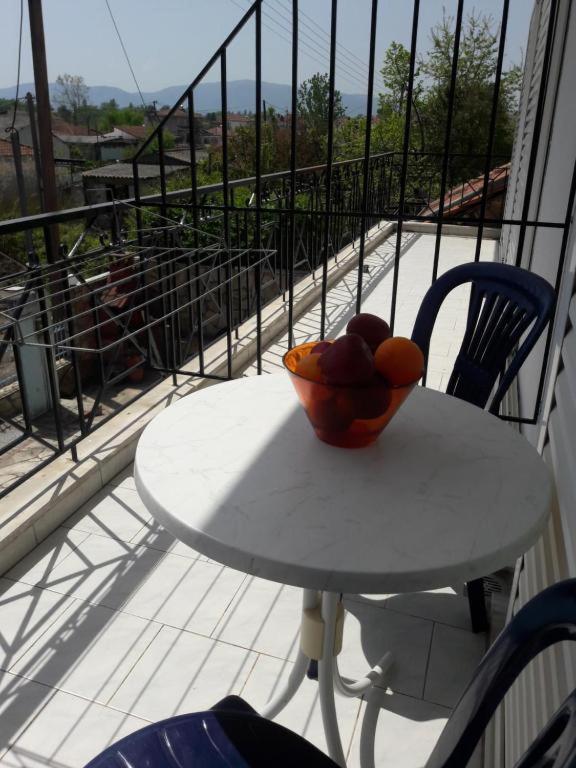 Rena Apartments Asproválta Eksteriør billede